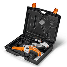 Carica l'immagine nel visualizzatore di Gallery, potatore portatile stihl a batteria gta 40 in set