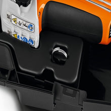 Carica l'immagine nel visualizzatore di Gallery, potatore portatile stihl a batteria gta 40 in set