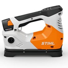 Carica l&#39;immagine nel visualizzatore di Gallery, compressore portatile stihl a batteria koa 20 in set

