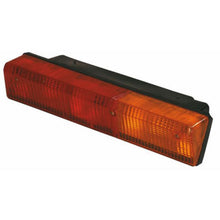 Carica l'immagine nel visualizzatore di Gallery, fanale posteriore alogeno dx 304x92x61 mm 

