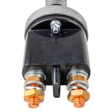 Carica l'immagine nel visualizzatore di Gallery, Interruttore staccabatteria ad azionamento manuale con maniglia fissa, tensione nominale Mx 24V, corrente max continua 250 A, corrente max di breve durata 2500 A x 5 sec., IP 65, Temperatura d'impiego -40°C / +80°C, dadi per contatti M10 in ottone, Intercambiabile con IVECO 4822229.
