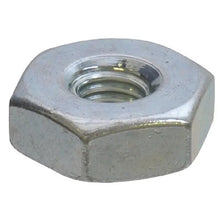 Carica l&#39;immagine nel visualizzatore di Gallery, dado esagonale coperchio rocchetto motoseghe stihl ricambio originale codice 00009550801
